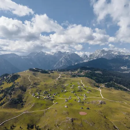 Koca Zafran - Velika Planina Chalet Stahovica